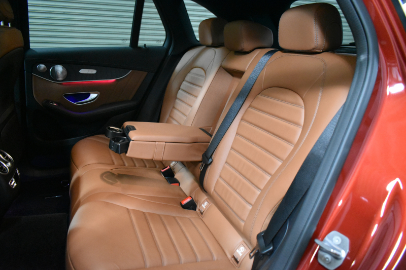 AMG GLC GLC43 4MATIC  ｴｸｽｸﾙｰｼﾌﾞ ﾚｰﾀﾞｰｾｰﾌﾃｨP 後期型 1ｵｰﾅｰ車両 390馬力V6 ﾊﾟﾉﾗﾏｻﾝR MBUXｼｽﾃﾑ ﾋｰﾀｰｸｰﾗｰ革 ﾃﾞｨｽﾄﾛ BSM Lﾁｪﾝｼﾞ AMGｴｱﾛ20AW ｷｰﾚｽGO PTS  HUD  対話式ﾅﾋﾞTV 360ｶﾒ 2年保証