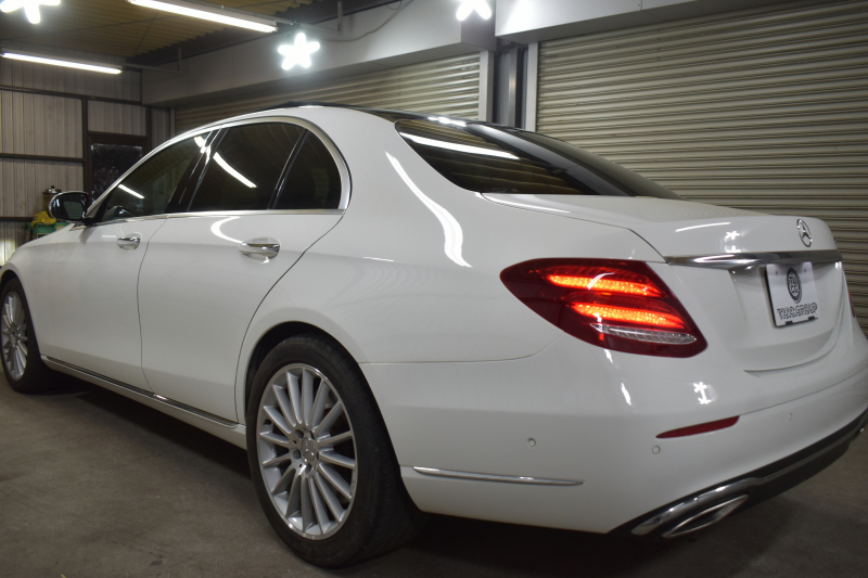 メルセデスベンツ Eクラス E450 4ﾏﾁｯｸ EXCLUSIVE ｴｸｽｸﾙｰｼﾌﾞPKG ﾚｰﾀﾞｰｾｰﾌﾃｨP 367馬力 V6 4WD ﾊﾟﾉﾗﾏｻﾝﾙｰﾌ ﾋｰﾀｰｸｰﾗｰ黒革 ﾃﾞｨｽﾄﾛ BSM Lﾁｪﾝｼﾞ 専用18AW ｷｰﾚｽGO PTS ﾌｯﾄﾄﾗﾝｸ ﾌﾞﾙﾒｽﾀｰS 地ﾃﾞｼﾞﾅﾋﾞ 360ｶﾒﾗ 2年保証