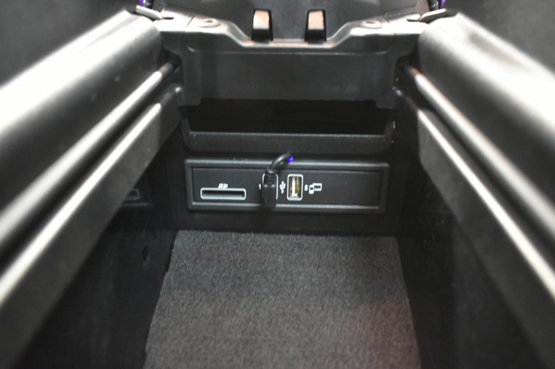 メルセデスベンツ Eクラス E450 4ﾏﾁｯｸ EXCLUSIVE ｴｸｽｸﾙｰｼﾌﾞPKG ﾚｰﾀﾞｰｾｰﾌﾃｨP 367馬力 V6 4WD ﾊﾟﾉﾗﾏｻﾝﾙｰﾌ ﾋｰﾀｰｸｰﾗｰ黒革 ﾃﾞｨｽﾄﾛ BSM Lﾁｪﾝｼﾞ 専用18AW ｷｰﾚｽGO PTS ﾌｯﾄﾄﾗﾝｸ ﾌﾞﾙﾒｽﾀｰS 地ﾃﾞｼﾞﾅﾋﾞ 360ｶﾒﾗ 2年保証