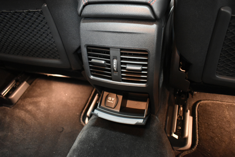 メルセデスベンツ CLAクラス CLA180 ｽﾎﾟｰﾂ AMGﾚｻﾞｰｴｸｽｸﾙｰｼﾌﾞ ﾚｰﾀﾞｰｾｰﾌﾃｨP 後期型  ﾊﾟﾉﾗﾏｻﾝﾙｰﾌ ﾋｰﾀｰ黒革 ﾊｰﾏﾝK ｷｰﾚｽGo ﾃﾞｨｽﾄﾛ Bｽﾎﾟｯﾄ AMGｴｱﾛ18AW LEDﾍｯﾄﾞ PTS 地ﾃﾞｼﾞBｶﾒﾗ 2年保証