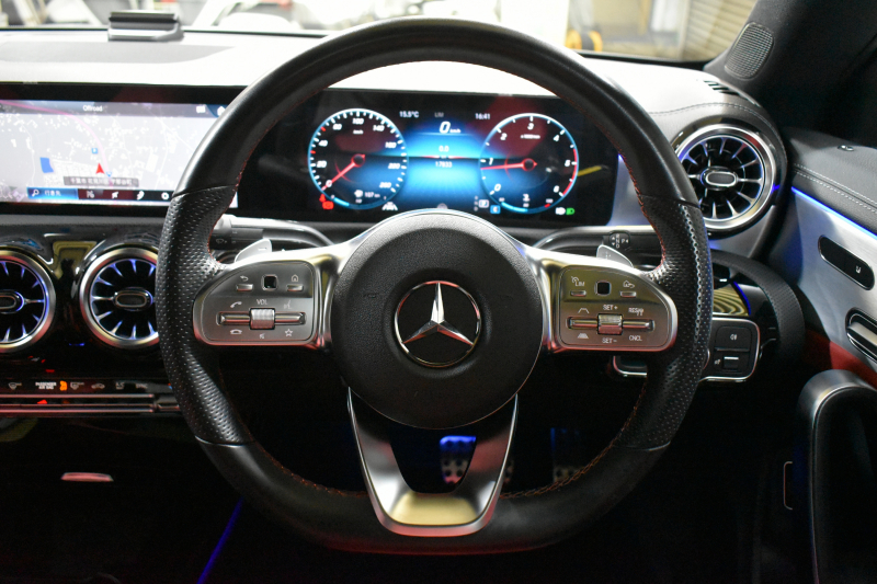 メルセデスベンツ CLAクラス CLA200d AMGﾗｲﾝ AMGﾚｻﾞｰｴｸｽｸﾙｰｼﾌﾞP ｱﾄﾞﾊﾞﾝｽﾄﾞP ﾅﾋﾞｹﾞｰｼｮﾝP ﾚｰﾀﾞｰｾｰﾌﾃｨP ﾊﾟﾉﾗﾏｻﾝﾙｰﾌ 革 AMGｴｱﾛ18AW MBUXﾅﾋﾞTV HUD 360ｶﾒﾗ ｱﾄﾞﾊﾞﾝｽﾄﾞｻｳﾝﾄﾞ ﾃﾞｨｽﾄﾛ ﾌﾞﾗｲﾝﾄﾞS ﾚｰﾝｷｰﾌﾟ ﾌｯﾄﾄﾗﾝｸ ｷｰﾚｽｺﾞｰ 2年保証