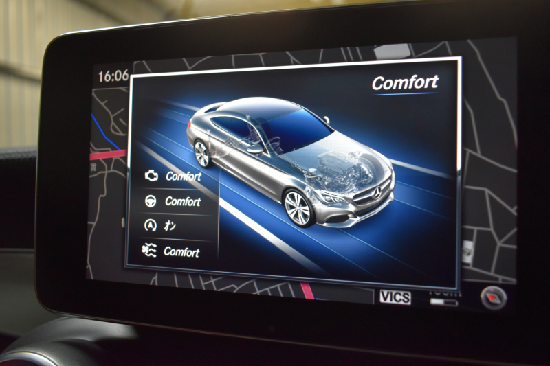 メルセデスベンツ Cクラス C300ｸｰﾍﾟ ｽﾎﾟｰﾂ ﾚｰﾀﾞｰSP（受注生産) ﾋｰﾀｰ赤本革 ﾍｯﾄﾞｱｯﾌﾟﾃﾞｨｽﾌﾟﾚｲ ﾃﾞｨｽﾄﾛ ﾌﾞﾗｲﾝﾄﾞS Lｷｰﾌﾟ AMGｴｱﾛ19AW ｷｰﾚｽGo PTS LEDﾍｯﾄﾞﾗｲﾄ 地ﾃﾞｼﾞBｶﾒﾗ 2年保証