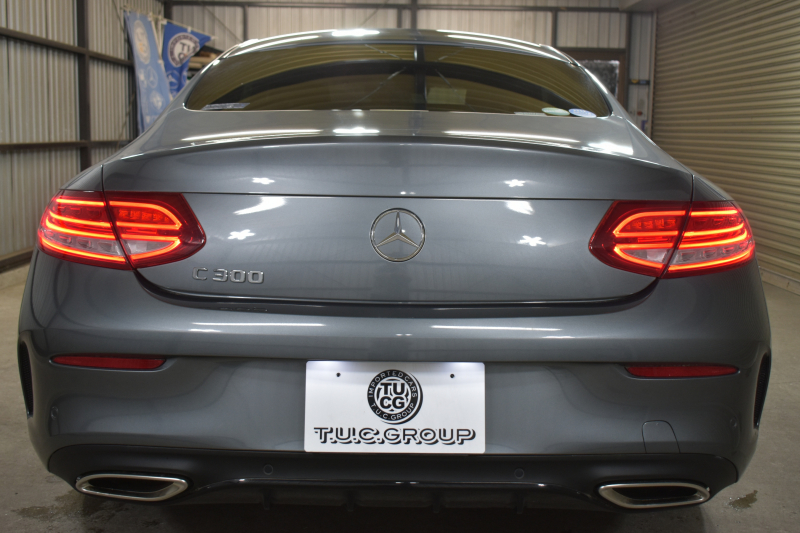 メルセデスベンツ Cクラス C300ｸｰﾍﾟ ｽﾎﾟｰﾂ ﾚｰﾀﾞｰSP（受注生産) ﾋｰﾀｰ赤本革 ﾍｯﾄﾞｱｯﾌﾟﾃﾞｨｽﾌﾟﾚｲ ﾃﾞｨｽﾄﾛ ﾌﾞﾗｲﾝﾄﾞS Lｷｰﾌﾟ AMGｴｱﾛ19AW ｷｰﾚｽGo PTS LEDﾍｯﾄﾞﾗｲﾄ 地ﾃﾞｼﾞBｶﾒﾗ 2年保証