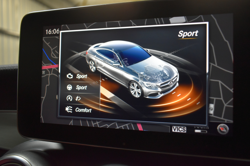 メルセデスベンツ Cクラス C300ｸｰﾍﾟ ｽﾎﾟｰﾂ ﾚｰﾀﾞｰSP（受注生産) ﾋｰﾀｰ赤本革 ﾍｯﾄﾞｱｯﾌﾟﾃﾞｨｽﾌﾟﾚｲ ﾃﾞｨｽﾄﾛ ﾌﾞﾗｲﾝﾄﾞS Lｷｰﾌﾟ AMGｴｱﾛ19AW ｷｰﾚｽGo PTS LEDﾍｯﾄﾞﾗｲﾄ 地ﾃﾞｼﾞBｶﾒﾗ 2年保証