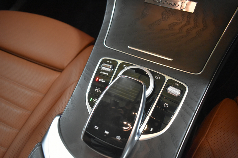 メルセデスベンツ Cクラス C200ﾜｺﾞﾝ ﾛｰﾚｳｽED AMGﾗｲﾝ ﾚｻﾞｰｴｸｽｸﾙｰｼﾌﾞP ﾚｰﾀﾞｰｾｰﾌﾃｨP 後期 革 ﾌﾞﾙﾒｽﾀｰ ﾍｯﾄﾞｱｯﾌﾟD 液晶ﾒｰﾀｰ ﾌｯﾄｹﾞｰﾄ AMGｴｱﾛ18AW ｴｱｻｽ ﾃﾞｨｽﾄﾛﾆｯｸ ﾌﾞﾗｲﾝﾄﾞｽﾎﾟｯﾄ ﾚｰﾝｷｰﾌﾟ ﾅﾋﾞTV ﾊﾞｯｸｶﾒﾗ ｷｰﾚｽｺﾞｰ 2年保証