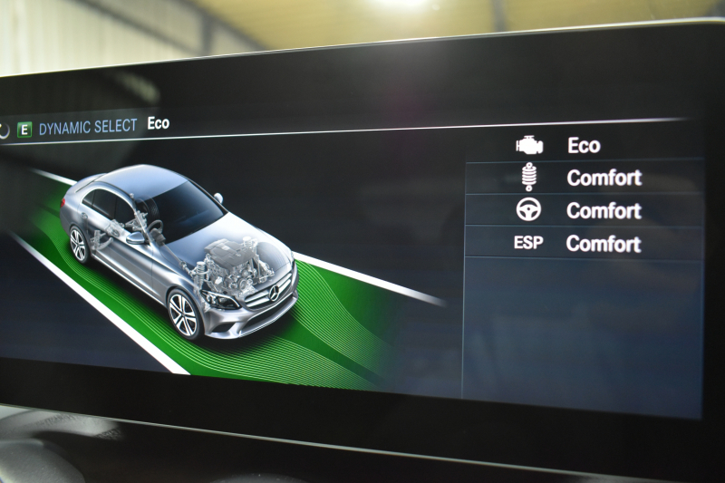 メルセデスベンツ Cクラス C200 AVG AMGﾗｲﾝ ﾚｰﾀﾞｰｾｰﾌﾃｨP 後期型 ﾋｰﾀｰ黒革 ﾃﾞｨｽﾄﾛﾆｯｸﾌﾟﾗｽ ﾌﾞﾗｲﾝﾄﾞS ﾚｰﾝﾁｪﾝｼﾞA 誤発進 AMGｴｱﾛ18AW ｷｰﾚｽGO ﾊﾟｰｸﾄﾛ LEDﾍｯﾄﾞﾗｲﾄ ﾏﾙﾁｱﾝﾋﾞｴﾝﾄ 地ﾃﾞｼﾞﾅﾋﾞBｶﾒﾗ 2年保証