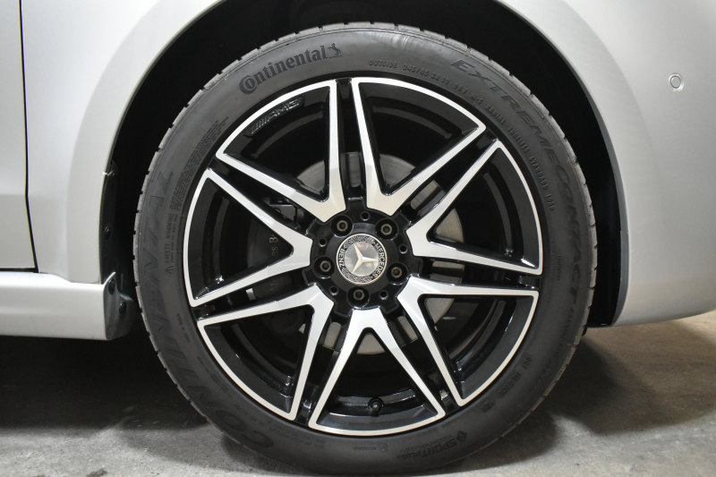 メルセデスベンツ Vクラス V220d ｽﾎﾟｰﾂ ﾛﾝｸﾞ AMGﾗｲﾝ ﾚｰﾀﾞｰP  ﾊﾟﾉﾗﾏｻﾝﾙｰﾌ  ﾌﾞﾙﾒｽﾀｰS ﾋｰﾀｰ黒革 ﾃﾞｨｽﾄﾛ BSM Lｷｰﾌﾟ AMGｴｱﾛ19AW 両側電動ｽﾗｲﾄﾞ 電動Rｹﾞｰﾄ 地ﾃﾞｼﾞ360ｶﾒﾗ 2年保証