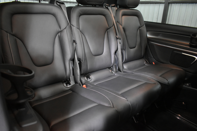 メルセデスベンツ Vクラス V220d ｽﾎﾟｰﾂ ﾛﾝｸﾞ AMGﾗｲﾝ ﾚｰﾀﾞｰP  ﾊﾟﾉﾗﾏｻﾝﾙｰﾌ  ﾌﾞﾙﾒｽﾀｰS ﾋｰﾀｰ黒革 ﾃﾞｨｽﾄﾛ BSM Lｷｰﾌﾟ AMGｴｱﾛ19AW 両側電動ｽﾗｲﾄﾞ 電動Rｹﾞｰﾄ 地ﾃﾞｼﾞ360ｶﾒﾗ 2年保証