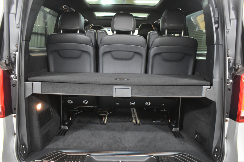 メルセデスベンツ Vクラス V220d ｽﾎﾟｰﾂ ﾛﾝｸﾞ AMGﾗｲﾝ ﾚｰﾀﾞｰP  ﾊﾟﾉﾗﾏｻﾝﾙｰﾌ  ﾌﾞﾙﾒｽﾀｰS ﾋｰﾀｰ黒革 ﾃﾞｨｽﾄﾛ BSM Lｷｰﾌﾟ AMGｴｱﾛ19AW 両側電動ｽﾗｲﾄﾞ 電動Rｹﾞｰﾄ 地ﾃﾞｼﾞ360ｶﾒﾗ 2年保証