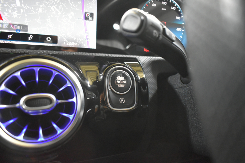 メルセデスベンツ Aクラス A180 Edition1 AMGﾗｲﾝ ﾅｲﾄP ｱﾄﾞﾊﾞﾝｽﾄﾞP ﾅﾋﾞｹﾞｰｼｮﾝP ﾚｰﾀﾞｰｾｰﾌﾃｨP 限定150台 専用ｸﾞﾘｰﾝｱｸｾﾝﾄ AMGｴｱﾛ19AW MBUXﾅﾋﾞTV 360ｶﾒﾗ HUD ｱﾄﾞﾊﾞﾝｽﾄﾞｻｳﾝﾄﾞ ﾜｲﾔﾚｽﾁｬｰｼﾞ ﾃﾞｨｽﾄﾛ ﾌﾞﾗｲﾝﾄﾞS 2年保証