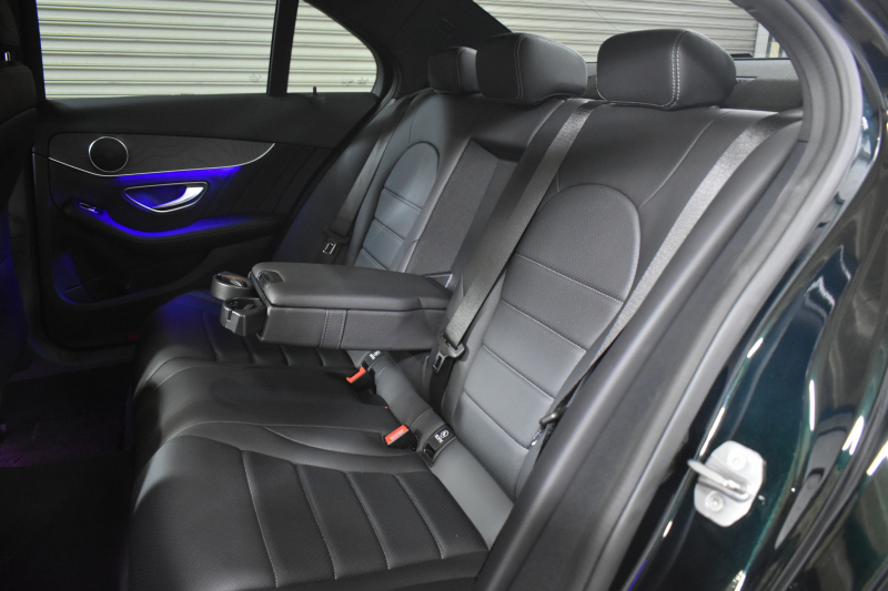 メルセデスベンツ Cクラス C200 4MATIC AVG AMGﾗｲﾝ  ﾚｰﾀﾞｰｾｰﾌﾃｨP 1ｵｰﾅｰ 後期 4WD ﾋｰﾀｰ革  AMGｴｱﾛ18AW ﾃﾞｨｽﾄﾛ ﾌﾞﾗｲﾝﾄﾞS ﾚｰﾝｷｰﾌﾟ PTS ﾅﾋﾞTV Bｶﾒﾗ ｷｰﾚｽｺﾞｰ ｱﾝﾋﾞｴﾝﾄﾗｲﾄ LEDﾗｲﾄ 2年保証