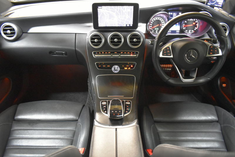 AMG Cクラス C43 4MATIC ｸｰﾍﾟ ﾚｰﾀﾞｰｾｰﾌﾃｨP ﾊﾟﾉﾗﾏｻﾝﾙｰﾌ 革 ﾌﾞﾙﾒｽﾀｰｻｳﾝﾄﾞﾌｯﾄﾄﾗﾝｸ ｴｱﾊﾞﾗﾝｽP HUD AMGｴｱﾛ19AW ﾃﾞｨｽﾄﾛﾆｯｸ ﾌﾞﾗｲﾝﾄﾞｽﾎﾟｯﾄ ﾚｰﾝｷｰﾌﾟ ﾅﾋﾞTV ﾊﾞｯｸｶﾒﾗ ｷｰﾚｽｺﾞｰ 2年保証
