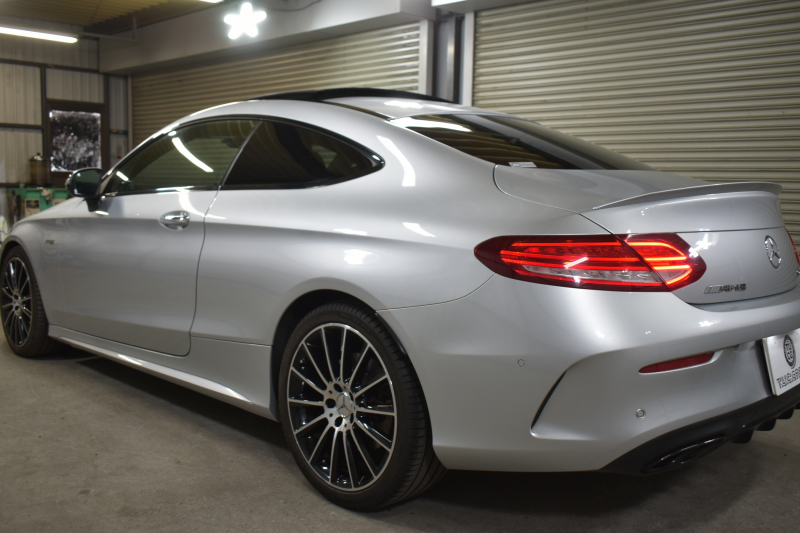 AMG Cクラス C43 4MATIC ｸｰﾍﾟ ﾚｰﾀﾞｰｾｰﾌﾃｨP ﾊﾟﾉﾗﾏｻﾝﾙｰﾌ 革 ﾌﾞﾙﾒｽﾀｰｻｳﾝﾄﾞﾌｯﾄﾄﾗﾝｸ ｴｱﾊﾞﾗﾝｽP HUD AMGｴｱﾛ19AW ﾃﾞｨｽﾄﾛﾆｯｸ ﾌﾞﾗｲﾝﾄﾞｽﾎﾟｯﾄ ﾚｰﾝｷｰﾌﾟ ﾅﾋﾞTV ﾊﾞｯｸｶﾒﾗ ｷｰﾚｽｺﾞｰ 2年保証