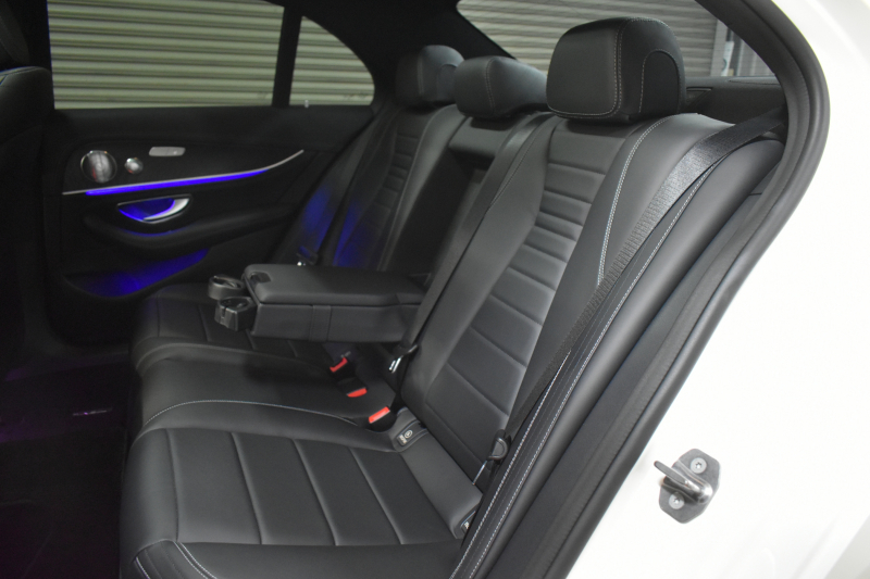メルセデスベンツ Eクラス E220d AVG ｽﾎﾟｰﾂ ﾚｻﾞｰｴｸｽｸﾙｰｼﾌﾞ ﾚｰﾀﾞｰｾｰﾌﾃｨP 中期型 ﾃﾞｨｰｾﾞﾙ燃費21.0 ﾊﾟﾉﾗﾏｻﾝﾙｰﾌ 全席ﾋｰﾀｰ黒革 ﾌﾞﾙﾒｽﾀｰ HUD ﾃﾞｨｽﾄﾛ BSM Lﾁｪﾝｼﾞ AMGｴｱﾛ19AW ｷｰﾚｽGO ﾊﾟｰｸﾄﾛ 電動ﾄﾗﾝｸ 地ﾃﾞｼﾞﾅﾋﾞ 360ｶﾒﾗ 2年保証