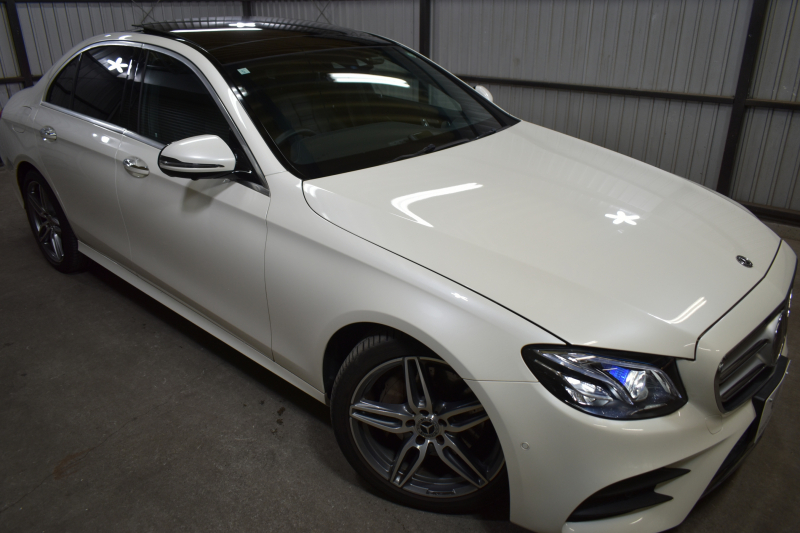 メルセデスベンツ Eクラス E220d AVG ｽﾎﾟｰﾂ ﾚｻﾞｰｴｸｽｸﾙｰｼﾌﾞ ﾚｰﾀﾞｰｾｰﾌﾃｨP 中期型 ﾃﾞｨｰｾﾞﾙ燃費21.0 ﾊﾟﾉﾗﾏｻﾝﾙｰﾌ 全席ﾋｰﾀｰ黒革 ﾌﾞﾙﾒｽﾀｰ HUD ﾃﾞｨｽﾄﾛ BSM Lﾁｪﾝｼﾞ AMGｴｱﾛ19AW ｷｰﾚｽGO ﾊﾟｰｸﾄﾛ 電動ﾄﾗﾝｸ 地ﾃﾞｼﾞﾅﾋﾞ 360ｶﾒﾗ 2年保証