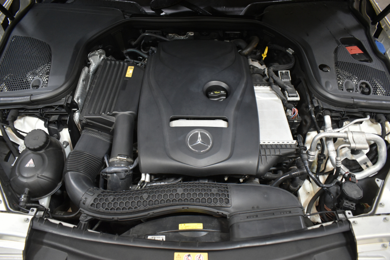 メルセデスベンツ Eクラス E200 AVGｽﾎﾟｰﾂ ﾚｻﾞｰｴｸｽｸﾙｰｼﾌﾞ ﾚｰﾀﾞｰｾｰﾌﾃｨP ﾊﾟﾉﾗﾏｻﾝﾙｰﾌ ﾋｰﾀｰ革 ﾌﾞﾙﾒｽﾀｰｻｳﾝﾄﾞ ｴｱﾊﾞﾗﾝｽP AMGｴｱﾛ19AW ﾃﾞｨｽﾄﾛﾆｯｸ ﾌﾞﾗｲﾝﾄﾞｽﾎﾟｯﾄ ﾚｰﾝｷｰﾌﾟ ﾅﾋﾞTV 360ｶﾒﾗ ｷｰﾚｽｺﾞｰ 2年保証