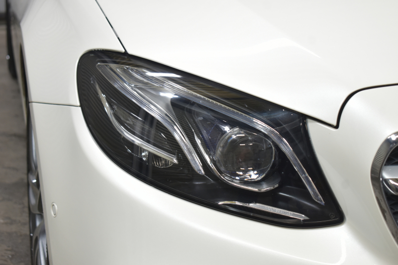 メルセデスベンツ Eクラス E200 AVGｽﾎﾟｰﾂ ﾚｻﾞｰｴｸｽｸﾙｰｼﾌﾞ ﾚｰﾀﾞｰｾｰﾌﾃｨP ﾊﾟﾉﾗﾏｻﾝﾙｰﾌ ﾋｰﾀｰ革 ﾌﾞﾙﾒｽﾀｰｻｳﾝﾄﾞ ｴｱﾊﾞﾗﾝｽP AMGｴｱﾛ19AW ﾃﾞｨｽﾄﾛﾆｯｸ ﾌﾞﾗｲﾝﾄﾞｽﾎﾟｯﾄ ﾚｰﾝｷｰﾌﾟ ﾅﾋﾞTV 360ｶﾒﾗ ｷｰﾚｽｺﾞｰ 2年保証