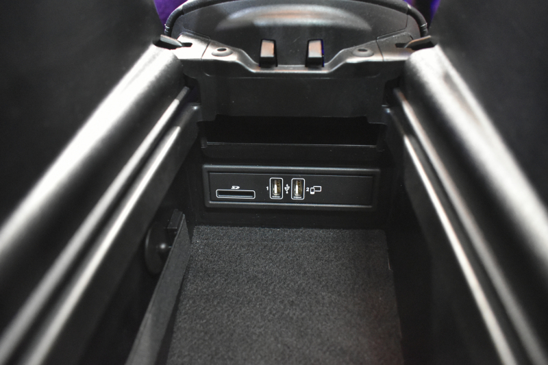 メルセデスベンツ Eクラス E200 AVGｽﾎﾟｰﾂ ﾚｻﾞｰｴｸｽｸﾙｰｼﾌﾞ ﾚｰﾀﾞｰｾｰﾌﾃｨP ﾊﾟﾉﾗﾏｻﾝﾙｰﾌ ﾋｰﾀｰ革 ﾌﾞﾙﾒｽﾀｰｻｳﾝﾄﾞ ｴｱﾊﾞﾗﾝｽP AMGｴｱﾛ19AW ﾃﾞｨｽﾄﾛﾆｯｸ ﾌﾞﾗｲﾝﾄﾞｽﾎﾟｯﾄ ﾚｰﾝｷｰﾌﾟ ﾅﾋﾞTV 360ｶﾒﾗ ｷｰﾚｽｺﾞｰ 2年保証