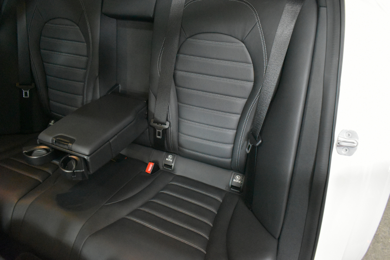 AMG Cクラス C43 4ﾏﾁｯｸ  ﾚｰﾀﾞｰｾｰﾌﾃｨP 後期 V6ﾂｲﾝﾀｰﾎﾞ 革 ﾌﾞﾙﾒｽﾀｰｻｳﾝﾄﾞ 液晶ﾒｰﾀｰ HUD ｴｱﾊﾞﾗﾝｽP ﾌｯﾄﾄﾗﾝｸ ｴｱﾛ19AW ﾃﾞｨｽﾄﾛ ﾌﾞﾗｲﾝﾄﾞS ﾚｰﾝｷｰﾌﾟ ﾏﾙﾁｶﾗｰｱﾝﾋﾞｴﾝﾄﾗｲﾄ ﾅﾋﾞTV ﾊﾞｯｸｶﾒﾗ ｷｰﾚｽｺﾞｰ 2年保証
