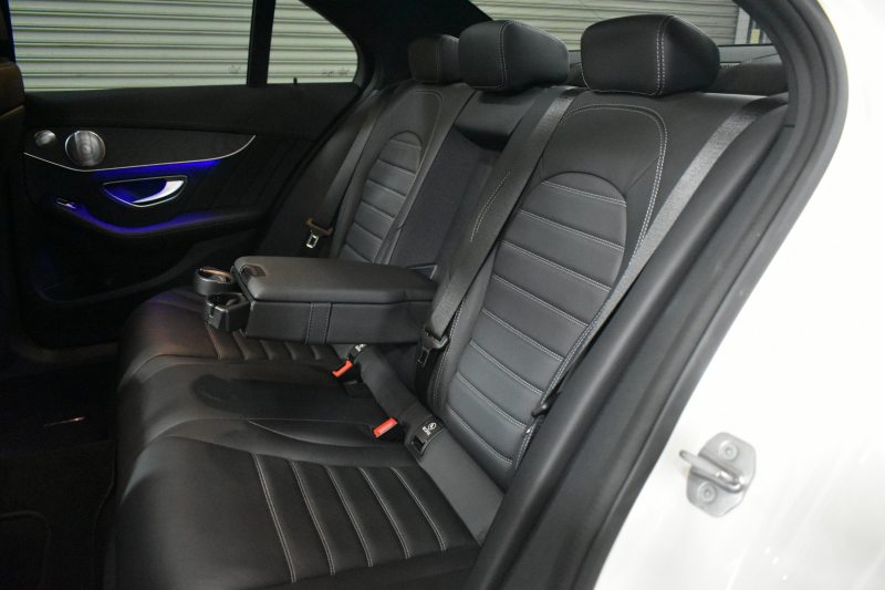 AMG Cクラス C43 4ﾏﾁｯｸ  ﾚｰﾀﾞｰｾｰﾌﾃｨP 後期 V6ﾂｲﾝﾀｰﾎﾞ 革 ﾌﾞﾙﾒｽﾀｰｻｳﾝﾄﾞ 液晶ﾒｰﾀｰ HUD ｴｱﾊﾞﾗﾝｽP ﾌｯﾄﾄﾗﾝｸ ｴｱﾛ19AW ﾃﾞｨｽﾄﾛ ﾌﾞﾗｲﾝﾄﾞS ﾚｰﾝｷｰﾌﾟ ﾏﾙﾁｶﾗｰｱﾝﾋﾞｴﾝﾄﾗｲﾄ ﾅﾋﾞTV ﾊﾞｯｸｶﾒﾗ ｷｰﾚｽｺﾞｰ 2年保証