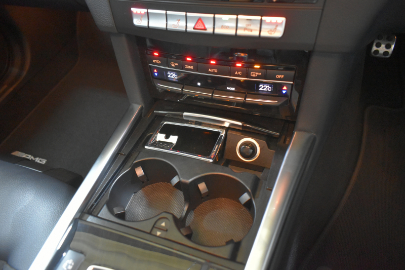 メルセデスベンツ Eクラス E250 AVG AMGｽﾎﾟｰﾂ ﾚｰﾀﾞｰｾｰﾌﾃｨP 後期 ﾊﾟﾉﾗﾏｻﾝﾙｰﾌ ﾋｰﾀｰ半革 ﾃﾞｨｽﾄﾛﾆｯｸﾌﾟﾗｽ ﾌﾞﾗｲﾝﾄﾞｽﾎﾟｯﾄ Lｷｰﾌﾟ ｷｰﾚｽGo AMGｴｱﾛ18AW ﾊﾟｰｸﾄﾛ LEDﾍｯﾄﾞ 駐車支援 地ﾃﾞｼﾞﾅﾋﾞ ﾊﾞｯｸｶﾒﾗ 2年保証