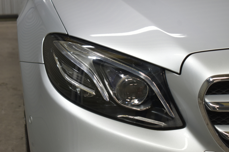 メルセデスベンツ Eクラス E220d AVG ｽﾎﾟｰﾂ ﾚｻﾞｰﾊﾟｯｹｰｼﾞ ﾚｰﾀﾞｰｾｰﾌﾃｨP ﾃﾞｨｰｾﾞﾙ燃費21.0km  全席ﾋｰﾀｰ黒革 ﾌﾞﾙﾒｽﾀｰ HUD ﾃﾞｨｽﾄﾛ BSM Lﾁｪﾝｼﾞ AMGｴｱﾛ19AW ｷｰﾚｽGO ﾊﾟｰｸﾄﾛ 電動ﾄﾗﾝｸ 地ﾃﾞｼﾞﾅﾋﾞ 360ｶﾒﾗ 2年保証