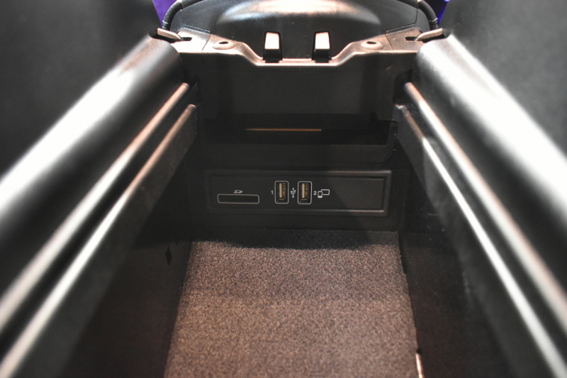 メルセデスベンツ Eクラス E220d AVG ｽﾎﾟｰﾂ ﾚｻﾞｰﾊﾟｯｹｰｼﾞ ﾚｰﾀﾞｰｾｰﾌﾃｨP ﾃﾞｨｰｾﾞﾙ燃費21.0km  全席ﾋｰﾀｰ黒革 ﾌﾞﾙﾒｽﾀｰ HUD ﾃﾞｨｽﾄﾛ BSM Lﾁｪﾝｼﾞ AMGｴｱﾛ19AW ｷｰﾚｽGO ﾊﾟｰｸﾄﾛ 電動ﾄﾗﾝｸ 地ﾃﾞｼﾞﾅﾋﾞ 360ｶﾒﾗ 2年保証