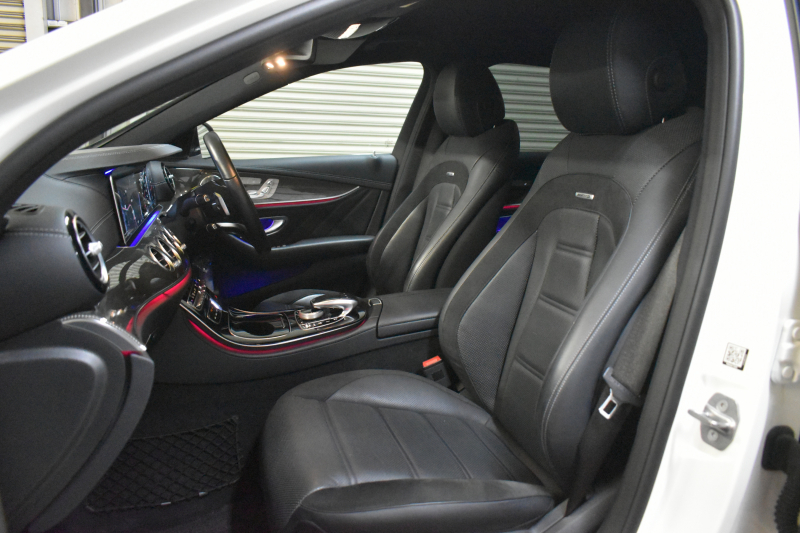 AMG Eクラス E43 4M ﾚｰﾀﾞｰｾｰﾌﾃｨP ﾃﾞｨｽﾄﾛﾆｯｸ ﾌﾞﾗｲﾝﾄﾞｽﾎﾟｯﾄ ﾚｰﾝﾁｪﾝｼﾞA ﾌﾞﾙﾒｽﾀｰS ﾐｰｺﾈｸﾄ 9速AT 401馬力 全席ﾋｰﾀｰ革  AMGｴｱﾛ20AW 地ﾃﾞｼﾞ360ｶﾒﾗ 2年保証