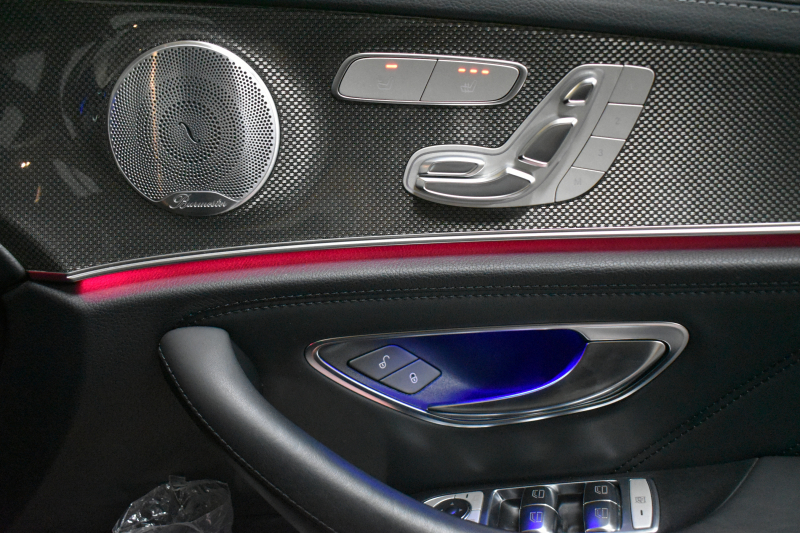 AMG Eクラス E43 4M ﾚｰﾀﾞｰｾｰﾌﾃｨP ﾃﾞｨｽﾄﾛﾆｯｸ ﾌﾞﾗｲﾝﾄﾞｽﾎﾟｯﾄ ﾚｰﾝﾁｪﾝｼﾞA ﾌﾞﾙﾒｽﾀｰS ﾐｰｺﾈｸﾄ 9速AT 401馬力 全席ﾋｰﾀｰ革  AMGｴｱﾛ20AW 地ﾃﾞｼﾞ360ｶﾒﾗ 2年保証