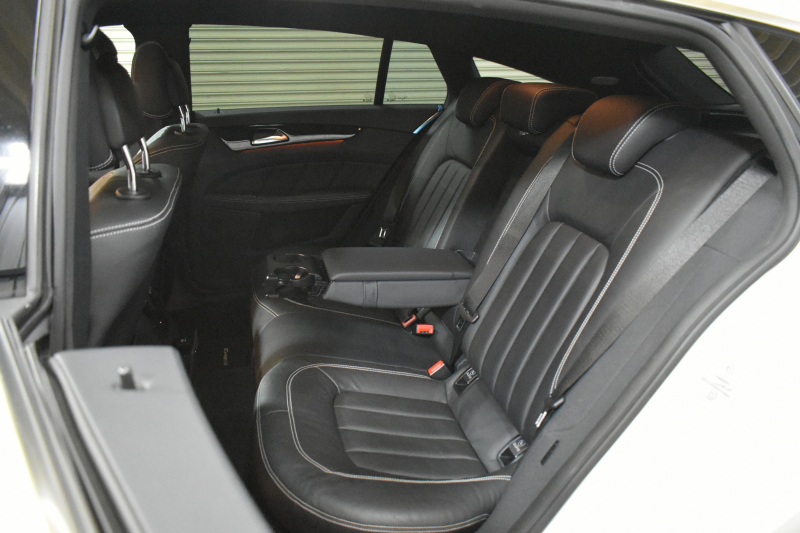 メルセデスベンツ CLS CLS350 ｼｭｰﾃﾝｸﾞﾌﾞﾚｰｸ AMGｽﾎﾟｰﾂ ﾚｰﾀﾞｰSP 1ｵｰﾅｰ 306馬力 全席ﾋｰﾀｰ黒革 ｻﾝﾙｰﾌ ﾃﾞｨｽﾄﾛ Bｽﾎﾟｯﾄ AMGｴｱﾛ19AW ｷｰGO 電動ｹﾞｰﾄ PTS 地ﾃﾞｼﾞBｶﾒﾗ 2年保証
