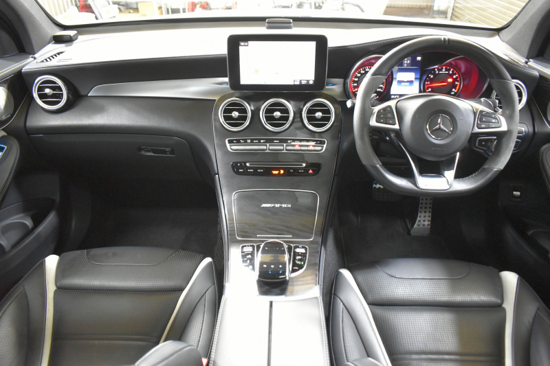 AMG GLC GLC63 S 4M+  ﾚｰﾀﾞｰSP 510馬力 9速AT ﾊﾟﾉﾗﾏｻﾝﾙｰﾌ ﾋｰﾀｰ黒革 ﾌﾞﾙﾒｽﾀｰS ﾃﾞｨｽﾄﾛ BSM AMGｴｱﾛ21AW Sｽﾃｯﾌﾟ ｷｰGo PTS ﾌｯﾄｹﾞｰﾄ ｴｱﾊﾞﾗﾝｽP 地ﾃﾞｼﾞ360ｶﾒﾗ 2年保証