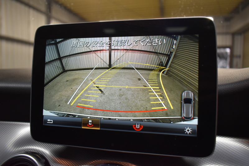 メルセデスベンツ GLA GLA220 4M ﾚｻﾞｰｴｸｽｸﾙｰｼﾌﾞﾌﾟﾚﾐｱﾑP  ﾚｰﾀﾞｰｾｰﾌﾃｨP 後期型 184馬力 4WD ﾊﾟﾉﾗﾏｻﾝﾙｰﾌ ﾋｰﾀｰ黒革 ﾃﾞｨｽﾄﾛ ﾌﾞﾗｲﾝﾄﾞｽﾎﾟｯﾄ 専用18AW&ﾊﾞﾝﾊﾟｰ 駐車支援 ｷｰGO ﾊｰﾏﾝｶｰﾄﾞﾝ PTS ﾌｯﾄｹﾞｰﾄ 地ﾃﾞｼﾞBｶﾒﾗ 2年保証