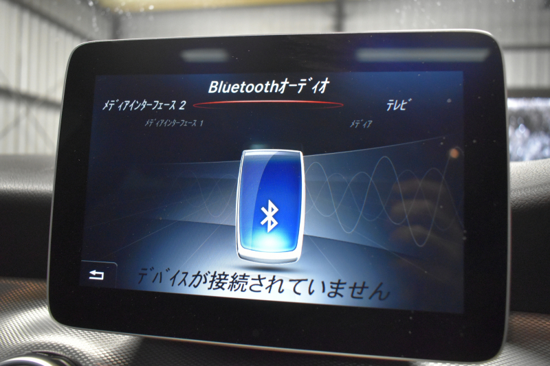 メルセデスベンツ GLA GLA220 4M ﾚｻﾞｰｴｸｽｸﾙｰｼﾌﾞﾌﾟﾚﾐｱﾑP  ﾚｰﾀﾞｰｾｰﾌﾃｨP 後期型 184馬力 4WD ﾊﾟﾉﾗﾏｻﾝﾙｰﾌ ﾋｰﾀｰ黒革 ﾃﾞｨｽﾄﾛ ﾌﾞﾗｲﾝﾄﾞｽﾎﾟｯﾄ 専用18AW&ﾊﾞﾝﾊﾟｰ 駐車支援 ｷｰGO ﾊｰﾏﾝｶｰﾄﾞﾝ PTS ﾌｯﾄｹﾞｰﾄ 地ﾃﾞｼﾞBｶﾒﾗ 2年保証