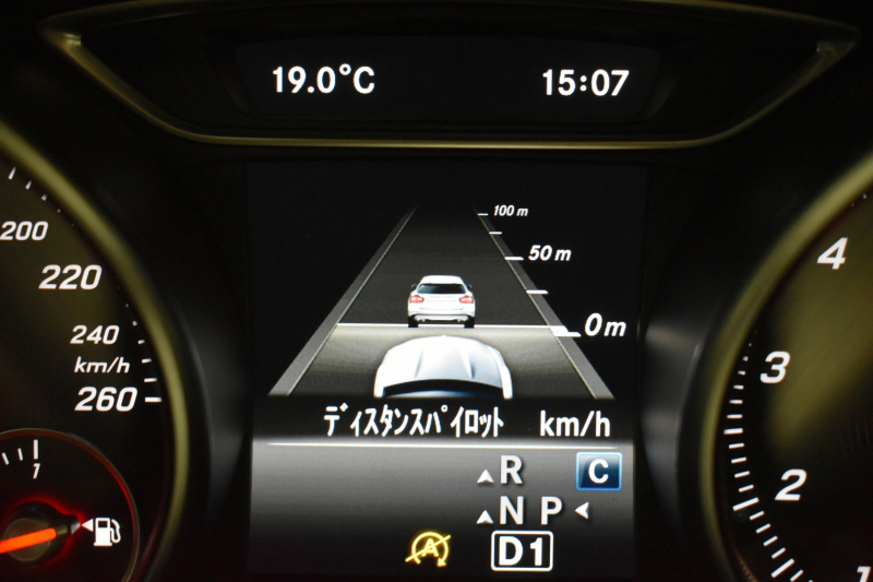 メルセデスベンツ GLA GLA220 4M ﾚｻﾞｰｴｸｽｸﾙｰｼﾌﾞﾌﾟﾚﾐｱﾑP  ﾚｰﾀﾞｰｾｰﾌﾃｨP 後期型 184馬力 4WD ﾊﾟﾉﾗﾏｻﾝﾙｰﾌ ﾋｰﾀｰ黒革 ﾃﾞｨｽﾄﾛ ﾌﾞﾗｲﾝﾄﾞｽﾎﾟｯﾄ 専用18AW&ﾊﾞﾝﾊﾟｰ 駐車支援 ｷｰGO ﾊｰﾏﾝｶｰﾄﾞﾝ PTS ﾌｯﾄｹﾞｰﾄ 地ﾃﾞｼﾞBｶﾒﾗ 2年保証