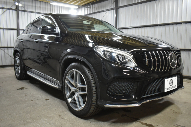 メルセデスベンツ GLE GLE350d 4ﾏﾁｯｸ ｽﾎﾟｰﾂ ﾚｰﾀﾞｰP 3.0ℓV型6気筒ﾀｰﾎﾞ 全席ﾋｰﾀｰ黒革 ﾊﾟﾉﾗﾏｻﾝﾙｰﾌ ﾊｰﾏﾝｶｰﾄﾞﾝ ﾃﾞｨｽﾄﾛ ﾌﾞﾗｲﾝﾄﾞｽﾎﾟｯﾄ ﾚｰﾝｷｰﾌﾟ AMGｴｱﾛ20AW ｻｲﾄﾞﾗﾝﾆﾝｸﾞﾎﾞｰﾄﾞ地ﾃﾞｼﾞﾅﾋﾞ360ｶﾒﾗ ﾊﾟｰｸﾄﾛ 2年保証
