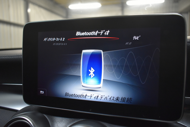 メルセデスベンツ Cクラス C200AVG AMGﾗｲﾝ ﾚｰﾀﾞｰｾｰﾌﾃｨP  革 AMGｴｱﾛ18AW ﾃﾞｨｽﾄﾛﾆｯｸ ﾌﾞﾗｲﾝﾄﾞｽﾎﾟｯﾄ ﾚｰﾝｷｰﾌﾟ ｷｰﾚｽｺﾞｰ ﾅﾋﾞTV ﾊﾞｯｸｶﾒﾗ 2年保証