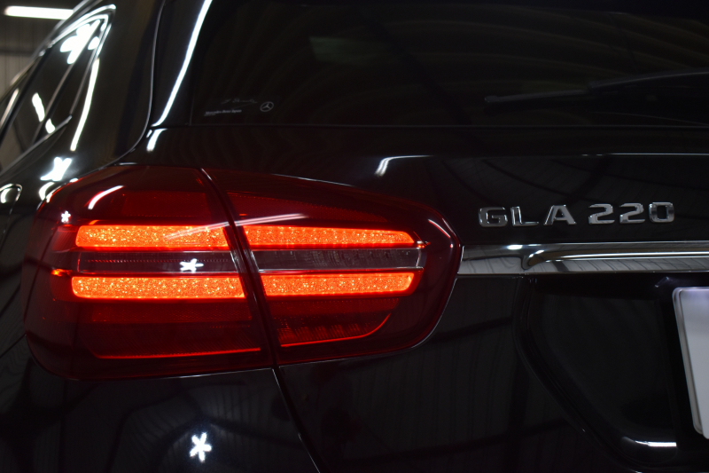 メルセデスベンツ GLA GLA220 4ﾏﾁｯｸ ﾌﾟﾚﾐｱﾑP  ﾚｰﾀﾞｰｾｰﾌﾃｨP 後期  4WD ﾊﾟﾉﾗﾏｻﾝﾙｰﾌ ﾊｰﾏﾝｶｰﾄﾞﾝｻｳﾝﾄﾞ ﾏﾙﾁｶﾗｰｱﾝﾋﾞｴﾝﾄ 革 ﾅﾋﾞTV ﾃﾞｨｽﾄﾛ ﾌﾞﾗｲﾝﾄﾞS ﾚｰﾝｷｰﾌﾟ ﾌｯﾄｹﾞｰﾄ ﾊﾞｯｸｶﾒﾗ ｷｰﾚｽｺﾞｰ 2年保証