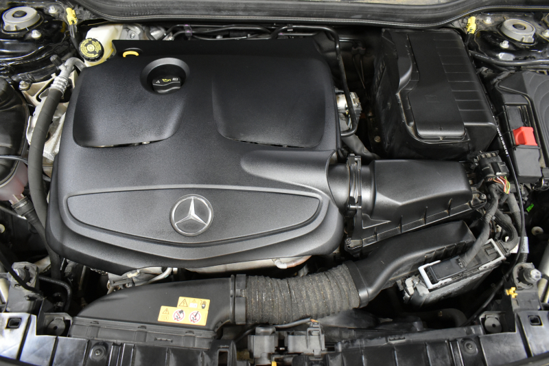 メルセデスベンツ GLA GLA220 4ﾏﾁｯｸ ﾌﾟﾚﾐｱﾑP  ﾚｰﾀﾞｰｾｰﾌﾃｨP 後期  4WD ﾊﾟﾉﾗﾏｻﾝﾙｰﾌ ﾊｰﾏﾝｶｰﾄﾞﾝｻｳﾝﾄﾞ ﾏﾙﾁｶﾗｰｱﾝﾋﾞｴﾝﾄ 革 ﾅﾋﾞTV ﾃﾞｨｽﾄﾛ ﾌﾞﾗｲﾝﾄﾞS ﾚｰﾝｷｰﾌﾟ ﾌｯﾄｹﾞｰﾄ ﾊﾞｯｸｶﾒﾗ ｷｰﾚｽｺﾞｰ 2年保証