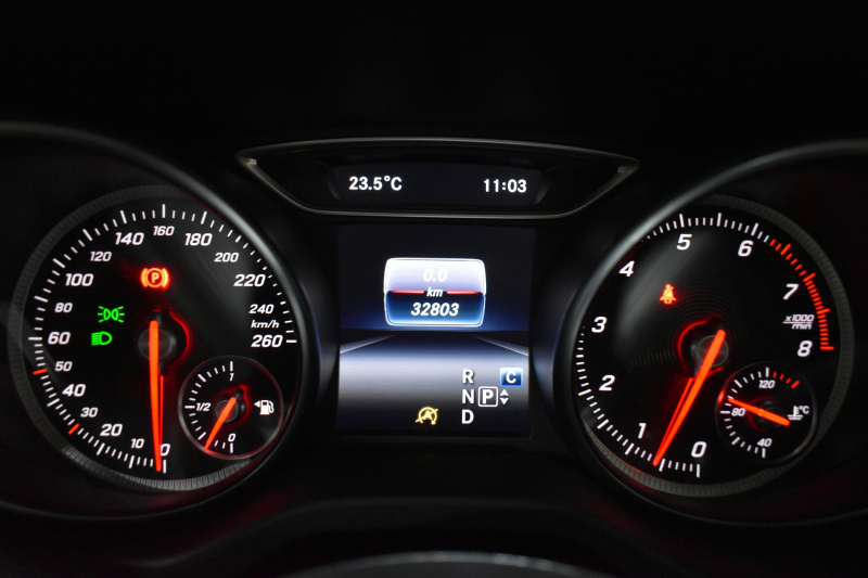 メルセデスベンツ GLA GLA220 4ﾏﾁｯｸ ﾌﾟﾚﾐｱﾑP  ﾚｰﾀﾞｰｾｰﾌﾃｨP 後期  4WD ﾊﾟﾉﾗﾏｻﾝﾙｰﾌ ﾊｰﾏﾝｶｰﾄﾞﾝｻｳﾝﾄﾞ ﾏﾙﾁｶﾗｰｱﾝﾋﾞｴﾝﾄ 革 ﾅﾋﾞTV ﾃﾞｨｽﾄﾛ ﾌﾞﾗｲﾝﾄﾞS ﾚｰﾝｷｰﾌﾟ ﾌｯﾄｹﾞｰﾄ ﾊﾞｯｸｶﾒﾗ ｷｰﾚｽｺﾞｰ 2年保証