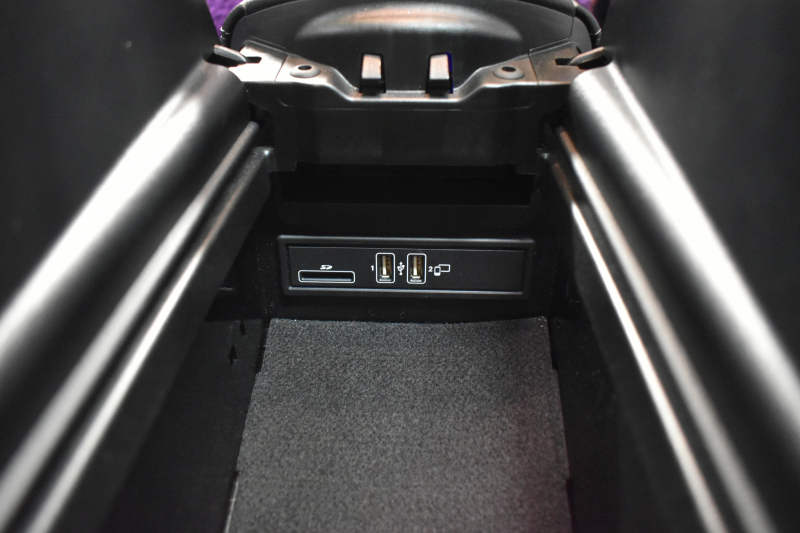 メルセデスベンツ Eクラス E300 ｱﾊﾞﾝｷﾞｬﾙﾄﾞｽﾎﾟｰﾂ ｴｸｽｸﾙｰｼﾌﾞﾚｰﾀﾞｰｾｰﾌﾃｨP 中期型 1ｵｰﾅ 高出力258馬力 ｻﾝﾙｰﾌ 全席ﾋｰﾀｰ黒革 ﾌﾞﾙﾒｽﾀｰ ﾍｯﾄﾞｱｯﾌﾟD ｴｱﾊﾞﾗﾝｽP ﾃﾞｨｽﾄﾛﾆｯｸ ﾌﾞﾗｲﾝﾄﾞS AMGｴｱﾛ19AW ﾌｯﾄｹﾞｰﾄ ﾅﾋﾞTV 360ｶﾒﾗ ｷｰﾚｽｺﾞｰ 2年保証