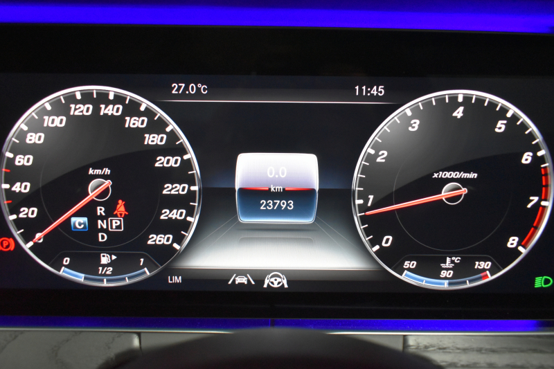 メルセデスベンツ Eクラス E300 ｱﾊﾞﾝｷﾞｬﾙﾄﾞｽﾎﾟｰﾂ ｴｸｽｸﾙｰｼﾌﾞﾚｰﾀﾞｰｾｰﾌﾃｨP 中期型 1ｵｰﾅ 高出力258馬力 ｻﾝﾙｰﾌ 全席ﾋｰﾀｰ黒革 ﾌﾞﾙﾒｽﾀｰ ﾍｯﾄﾞｱｯﾌﾟD ｴｱﾊﾞﾗﾝｽP ﾃﾞｨｽﾄﾛﾆｯｸ ﾌﾞﾗｲﾝﾄﾞS AMGｴｱﾛ19AW ﾌｯﾄｹﾞｰﾄ ﾅﾋﾞTV 360ｶﾒﾗ ｷｰﾚｽｺﾞｰ 2年保証