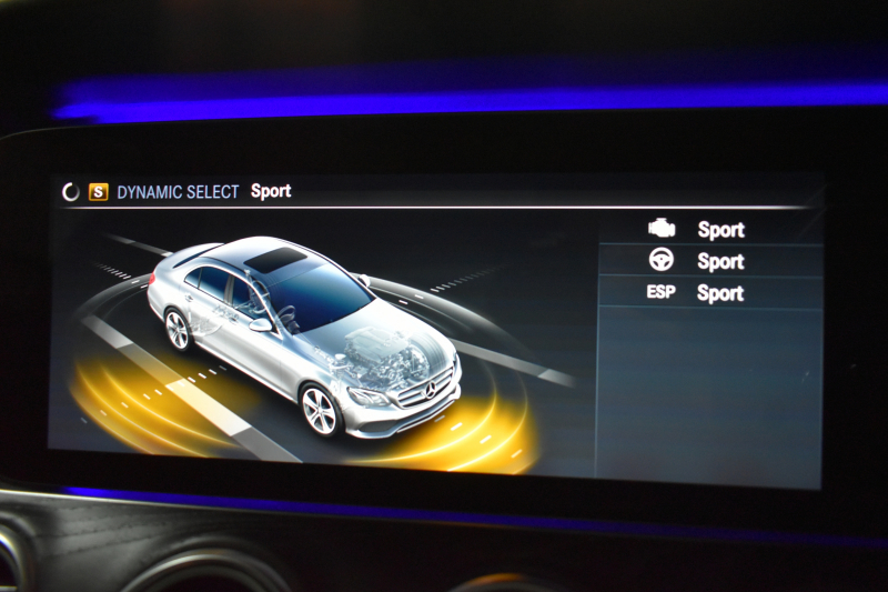 メルセデスベンツ Eクラス E300 ｱﾊﾞﾝｷﾞｬﾙﾄﾞｽﾎﾟｰﾂ ｴｸｽｸﾙｰｼﾌﾞﾚｰﾀﾞｰｾｰﾌﾃｨP 中期型 1ｵｰﾅ 高出力258馬力 ｻﾝﾙｰﾌ 全席ﾋｰﾀｰ黒革 ﾌﾞﾙﾒｽﾀｰ ﾍｯﾄﾞｱｯﾌﾟD ｴｱﾊﾞﾗﾝｽP ﾃﾞｨｽﾄﾛﾆｯｸ ﾌﾞﾗｲﾝﾄﾞS AMGｴｱﾛ19AW ﾌｯﾄｹﾞｰﾄ ﾅﾋﾞTV 360ｶﾒﾗ ｷｰﾚｽｺﾞｰ 2年保証