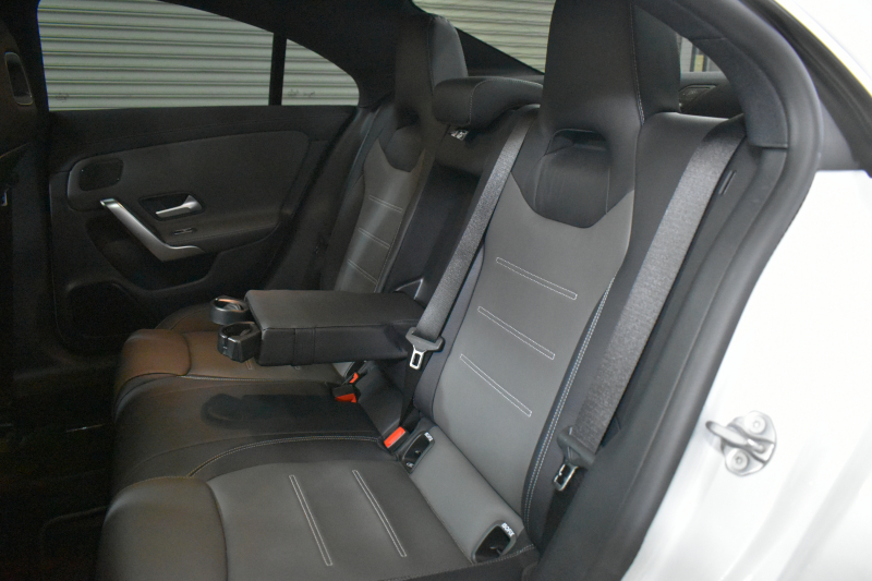 メルセデスベンツ CLAクラス CLA200d AMGﾗｲﾝ AMGﾚｻﾞｰｴｸｽｸﾙｰｼﾌﾞP ｱﾄﾞﾊﾞﾝｽﾄﾞP ﾅﾋﾞｹﾞｰｼｮﾝP ﾚｰﾀﾞｰｾｰﾌﾃｨP1ｵｰﾅｰ ﾊﾟﾉﾗﾏｻﾝﾙｰﾌ 革 AMGｴｱﾛ18AW MBUXﾅﾋﾞTV HUD 360ｶﾒﾗ ｱﾄﾞﾊﾞﾝｽﾄﾞｻｳﾝﾄﾞ ﾃﾞｨｽﾄﾛ ﾌﾞﾗｲﾝﾄﾞS ﾚｰﾝｷｰﾌﾟ ﾌｯﾄﾄﾗﾝｸ ｷｰﾚｽｺﾞｰ 2年保証