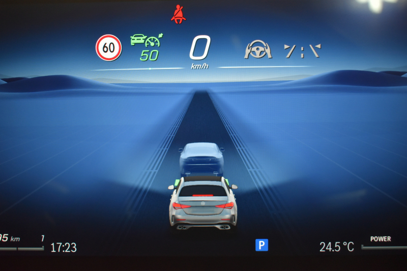 AMG Cクラス C43 4M BSG搭載ﾓﾃﾞﾙ  ﾊﾟﾉﾗﾏｻﾝﾙｰﾌ ﾘｱｱｸｽﾙｽﾃｱﾘﾝｸﾞ 革 MBUXARﾅﾋﾞTV ﾌﾞﾙﾒS HUD AMGｴｱﾛ19AW ﾃﾞｨｽﾄﾛﾆｯｸ ﾜｲﾔﾚｽﾁｬｰｼﾞ 360ｶﾒﾗ ｵｰﾄﾃｰﾙｹﾞｰﾄ 2年保証