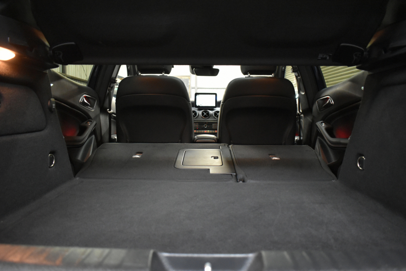 メルセデスベンツ GLA GLA220 4ﾏﾁｯｸ ﾌﾟﾚﾐｱﾑP  ﾚｰﾀﾞｰｾｰﾌﾃｨP   4WD ﾊﾟﾉﾗﾏｻﾝﾙｰﾌ ﾊｰﾏﾝｶｰﾄﾞﾝｻｳﾝﾄﾞ ﾏﾙﾁｶﾗｰｱﾝﾋﾞｴﾝﾄ 革 ﾅﾋﾞTV ﾃﾞｨｽﾄﾛ ﾌﾞﾗｲﾝﾄﾞS ﾚｰﾝｷｰﾌﾟ ﾌｯﾄｹﾞｰﾄ ﾊﾞｯｸｶﾒﾗ ｷｰﾚｽｺﾞｰ 2年保証