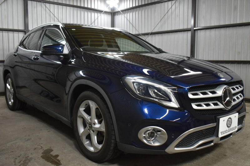 メルセデスベンツ GLA GLA220 4ﾏﾁｯｸ ﾌﾟﾚﾐｱﾑP  ﾚｰﾀﾞｰｾｰﾌﾃｨP   4WD ﾊﾟﾉﾗﾏｻﾝﾙｰﾌ ﾊｰﾏﾝｶｰﾄﾞﾝｻｳﾝﾄﾞ ﾏﾙﾁｶﾗｰｱﾝﾋﾞｴﾝﾄ 革 ﾅﾋﾞTV ﾃﾞｨｽﾄﾛ ﾌﾞﾗｲﾝﾄﾞS ﾚｰﾝｷｰﾌﾟ ﾌｯﾄｹﾞｰﾄ ﾊﾞｯｸｶﾒﾗ ｷｰﾚｽｺﾞｰ 2年保証