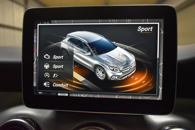 メルセデスベンツ GLA GLA220 4ﾏﾁｯｸ ﾌﾟﾚﾐｱﾑP  ﾚｰﾀﾞｰｾｰﾌﾃｨP   4WD ﾊﾟﾉﾗﾏｻﾝﾙｰﾌ ﾊｰﾏﾝｶｰﾄﾞﾝｻｳﾝﾄﾞ ﾏﾙﾁｶﾗｰｱﾝﾋﾞｴﾝﾄ 革 ﾅﾋﾞTV ﾃﾞｨｽﾄﾛ ﾌﾞﾗｲﾝﾄﾞS ﾚｰﾝｷｰﾌﾟ ﾌｯﾄｹﾞｰﾄ ﾊﾞｯｸｶﾒﾗ ｷｰﾚｽｺﾞｰ 2年保証