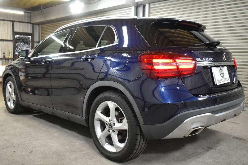 メルセデスベンツ GLA GLA220 4ﾏﾁｯｸ ﾌﾟﾚﾐｱﾑP  ﾚｰﾀﾞｰｾｰﾌﾃｨP   4WD ﾊﾟﾉﾗﾏｻﾝﾙｰﾌ ﾊｰﾏﾝｶｰﾄﾞﾝｻｳﾝﾄﾞ ﾏﾙﾁｶﾗｰｱﾝﾋﾞｴﾝﾄ 革 ﾅﾋﾞTV ﾃﾞｨｽﾄﾛ ﾌﾞﾗｲﾝﾄﾞS ﾚｰﾝｷｰﾌﾟ ﾌｯﾄｹﾞｰﾄ ﾊﾞｯｸｶﾒﾗ ｷｰﾚｽｺﾞｰ 2年保証