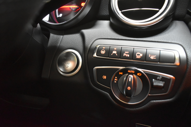 メルセデスベンツ GLC GLC220d 4ﾏﾁｯｸ ｽﾎﾟｰﾂ ﾚｰﾀﾞｰｾｰﾌﾃｨP 1ｵｰﾅ LEDﾍｯﾄﾞﾗｲﾄ 全席ﾋｰﾀｰ半革 HUD ﾃﾞｨｽﾄﾛﾆｯｸ ﾌﾞﾗｲﾝﾄﾞｽﾎﾟｯﾄ 360度ｶﾒﾗ HDDﾅﾋﾞTV ｽﾏｰﾄｷｰ 電動ﾘｱｹﾞｰﾄ ﾌｯﾄﾗﾝｸｵｰﾌﾟﾅｰ ｱﾝﾋﾞｴﾝﾄﾗｲﾄ AMGｴｱﾛ&19AW ｻｲﾄﾞﾗﾝﾆﾝｸﾞﾎﾞｰﾄﾞ2年保証