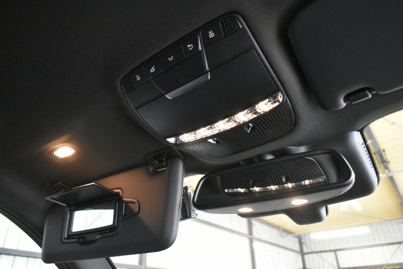 メルセデスベンツ GLC GLC220d 4ﾏﾁｯｸ ｽﾎﾟｰﾂ ﾚｰﾀﾞｰｾｰﾌﾃｨP 1ｵｰﾅ LEDﾍｯﾄﾞﾗｲﾄ 全席ﾋｰﾀｰ半革 HUD ﾃﾞｨｽﾄﾛﾆｯｸ ﾌﾞﾗｲﾝﾄﾞｽﾎﾟｯﾄ 360度ｶﾒﾗ HDDﾅﾋﾞTV ｽﾏｰﾄｷｰ 電動ﾘｱｹﾞｰﾄ ﾌｯﾄﾗﾝｸｵｰﾌﾟﾅｰ ｱﾝﾋﾞｴﾝﾄﾗｲﾄ AMGｴｱﾛ&19AW ｻｲﾄﾞﾗﾝﾆﾝｸﾞﾎﾞｰﾄﾞ2年保証